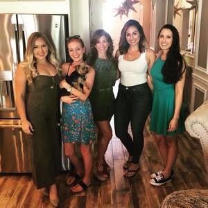 Meet your Posher, Christina